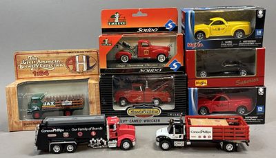 Lot of 8 Die Cast Metal Collectable Toy Vehicles. Please make sure you view all photos and ask 