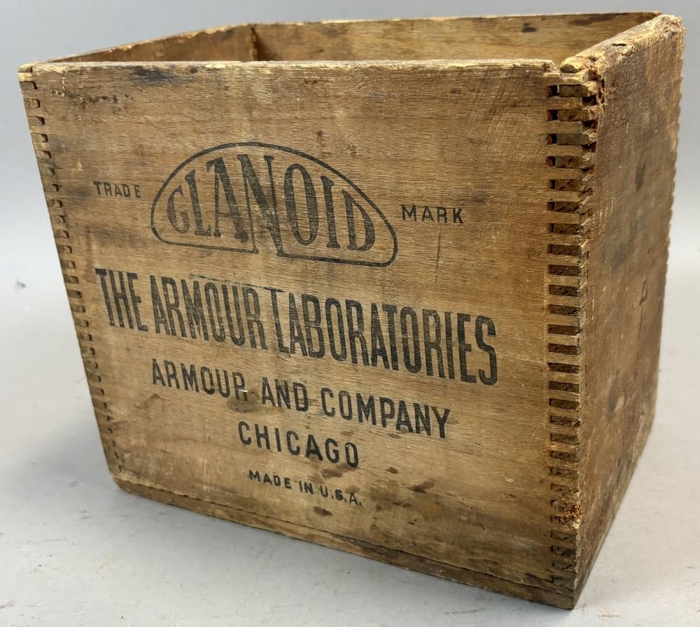 Lot 223: Glanoid The Armour Laboratories Wooden Crate