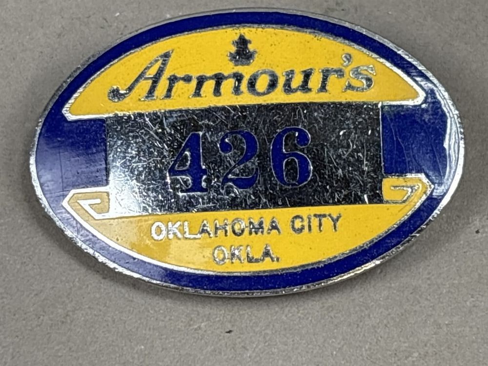 Lot 342: Armour's 426 Oklahoma City, OK Employee Badge