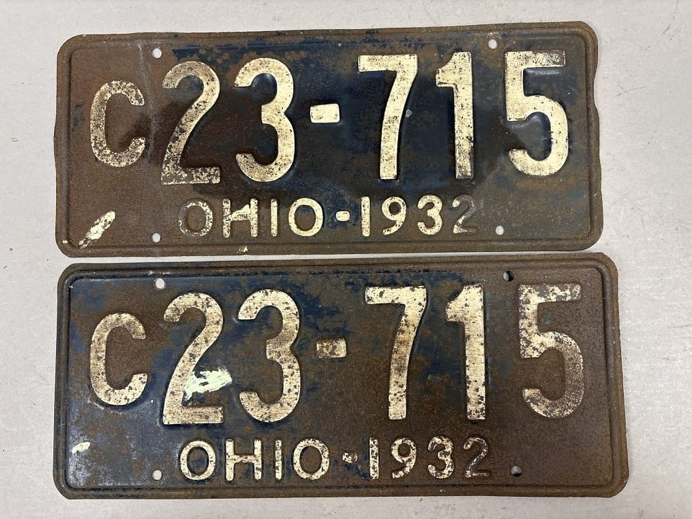 Lot 222: Pair 1932 Ohio C 23-715 Vintage License Plates