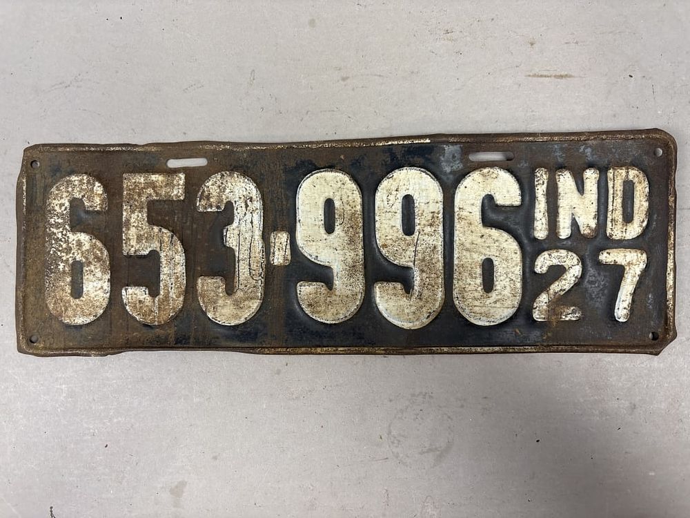 Lot 227: 1927 Indiana 653-996 Vintage License Plate