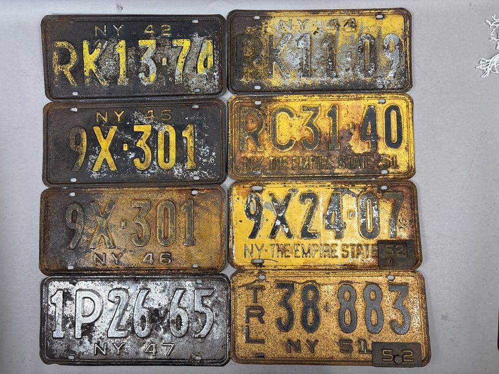 Lot 240: Antique Lot 8 40s 50s New York License Plates