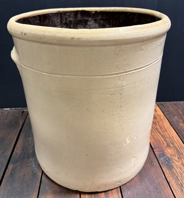 Lot 211: Antique 25 Gallon 22.5" Kraut Crock