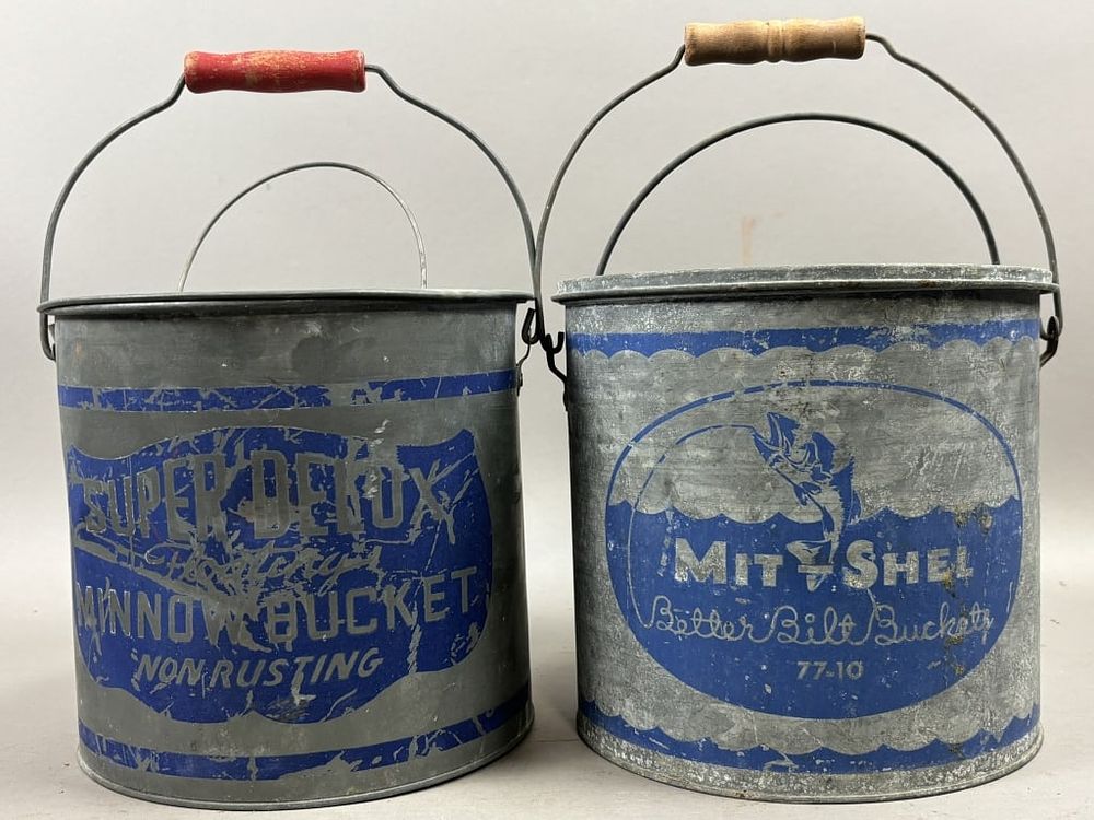 Lot 222: Pair Vtg 40s Mit Shel & Super Delux Minnow Buckets