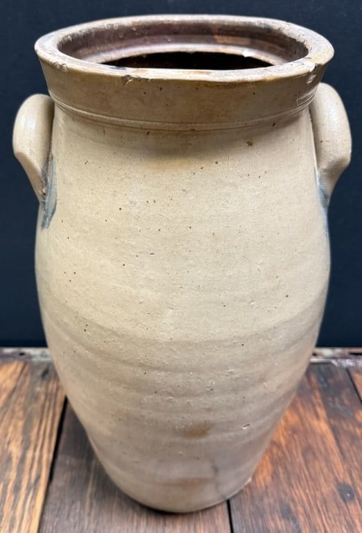 Lot 287: Antique 3 Gallon Salt Glaze Stoneware Churn