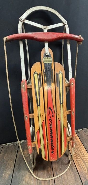 Lot 323: Antique Vtg Art Deco COMMANDER Wooden Sled