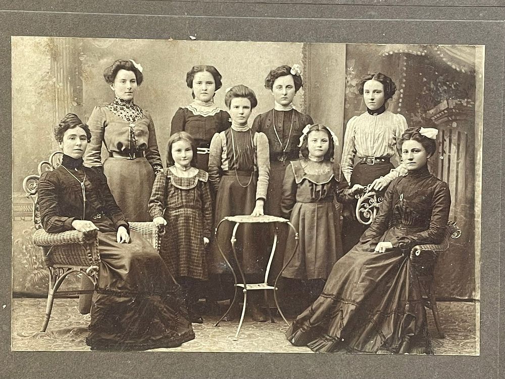 Lot 156: Lot of 17 Vintage RPPC & Cabinet Cards