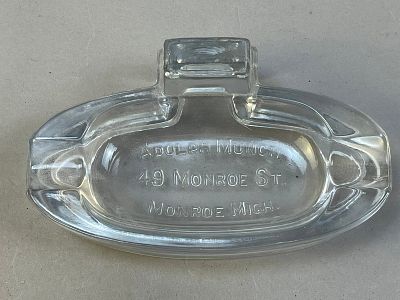 Adolph Munch 49 Monroe St Michigan Ashtray. Measurements in photos PLEASE NOTE WE OFFER IN HOUSE 