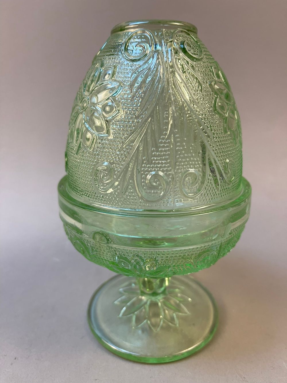 Lot 228: Vintage Tiara Indiana Green Glass Fairy Lamp