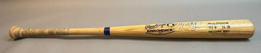 Lot 179: Game Used Signed Adirondack 34" Baseball Bat