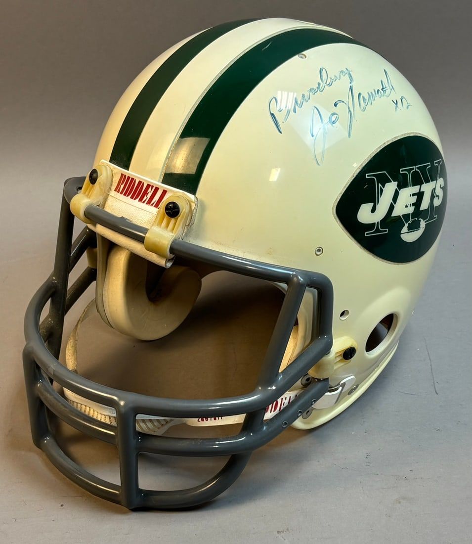 Lot 197: Joe Namath New York Jets Riddell Signed Helmet