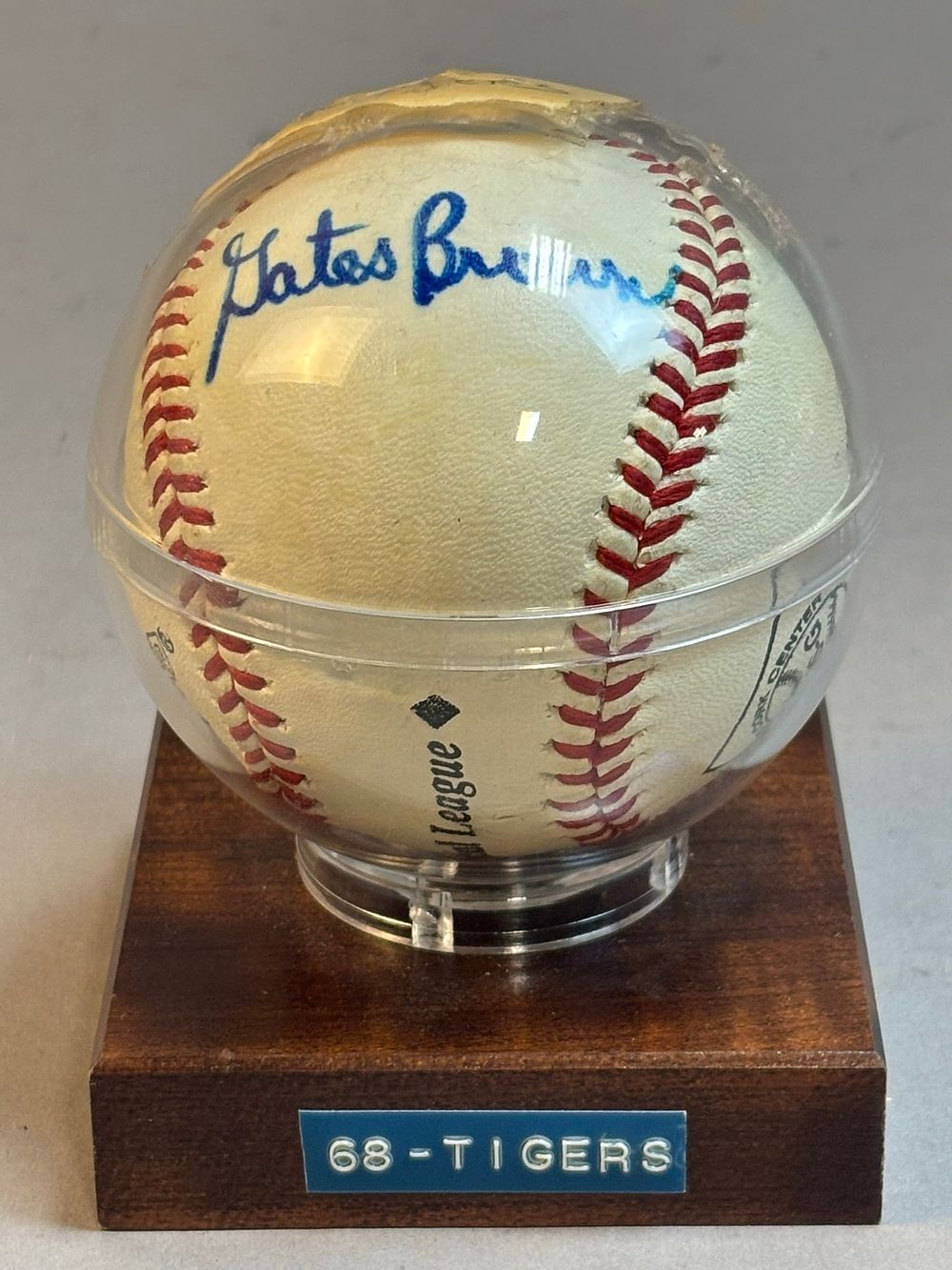 Lot 235: 1968 Detroit Tigers Signed Baseball Brown Lolich