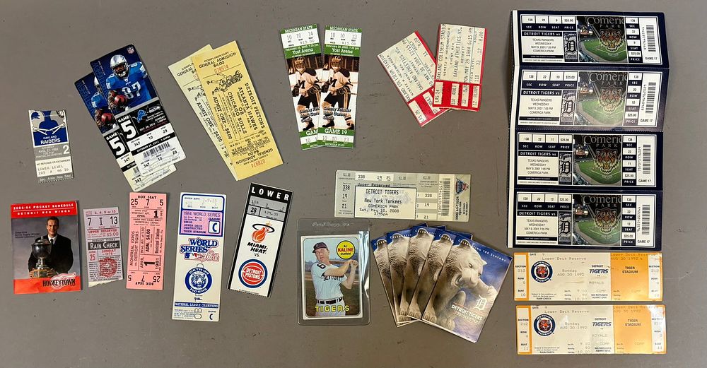 Lot 286: 27 Detroit Tigers Pistons Ticket Stubs 69 Kaline