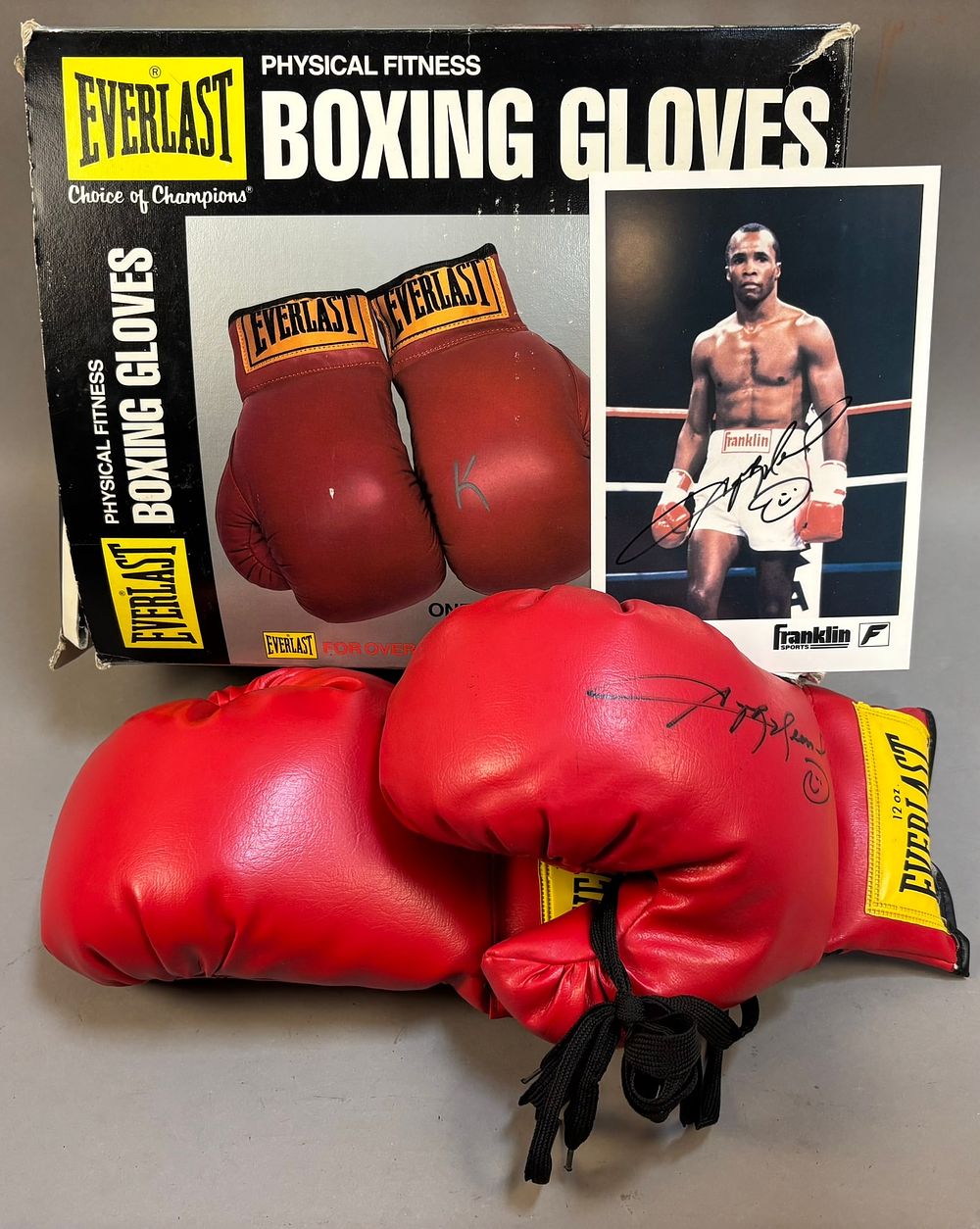 Lot 309: Sugar Ray Leonard Signed Gloves & Photo