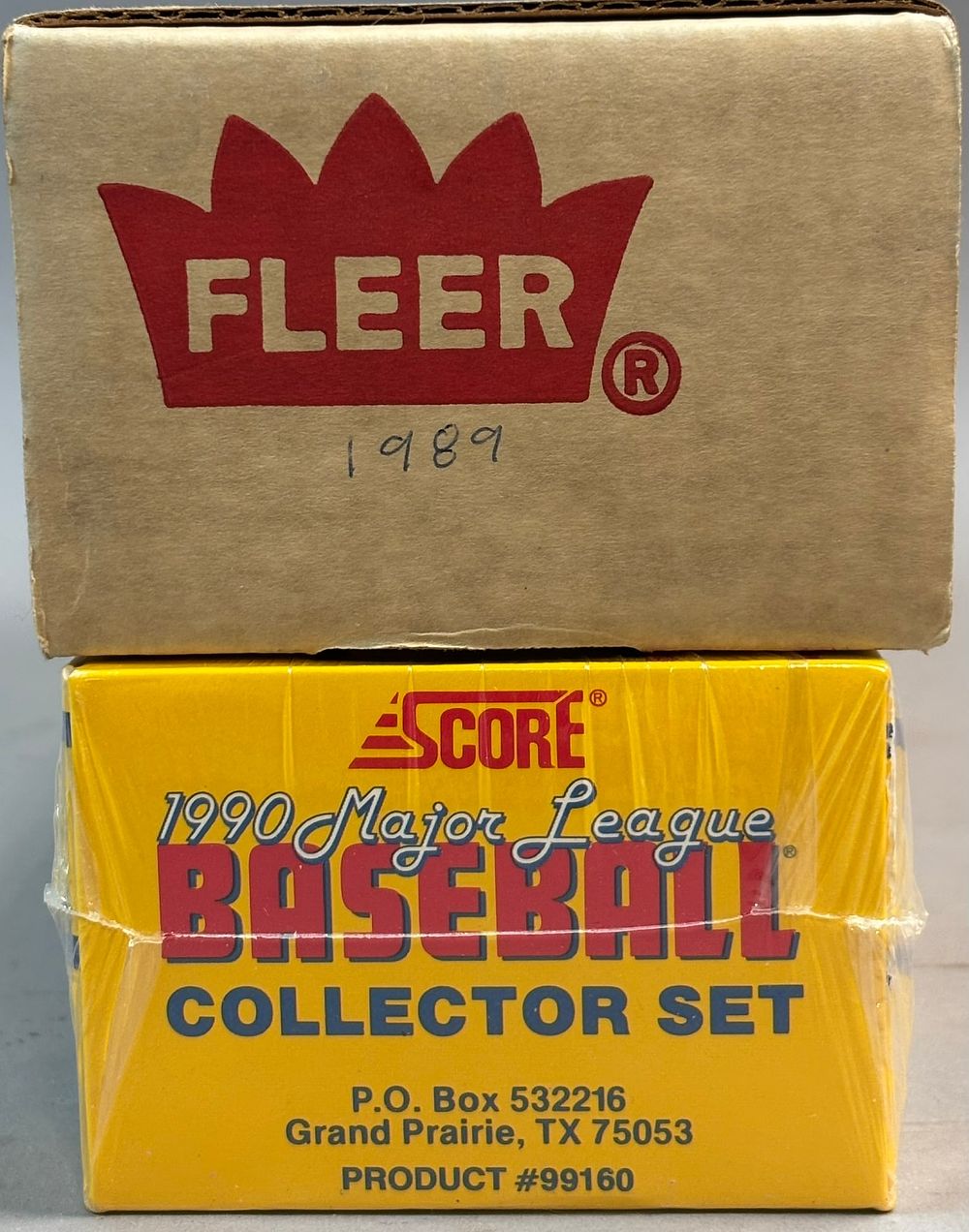 Lot 360: 1989 FLEER & 1990 SCORE Complete Baseball Sets