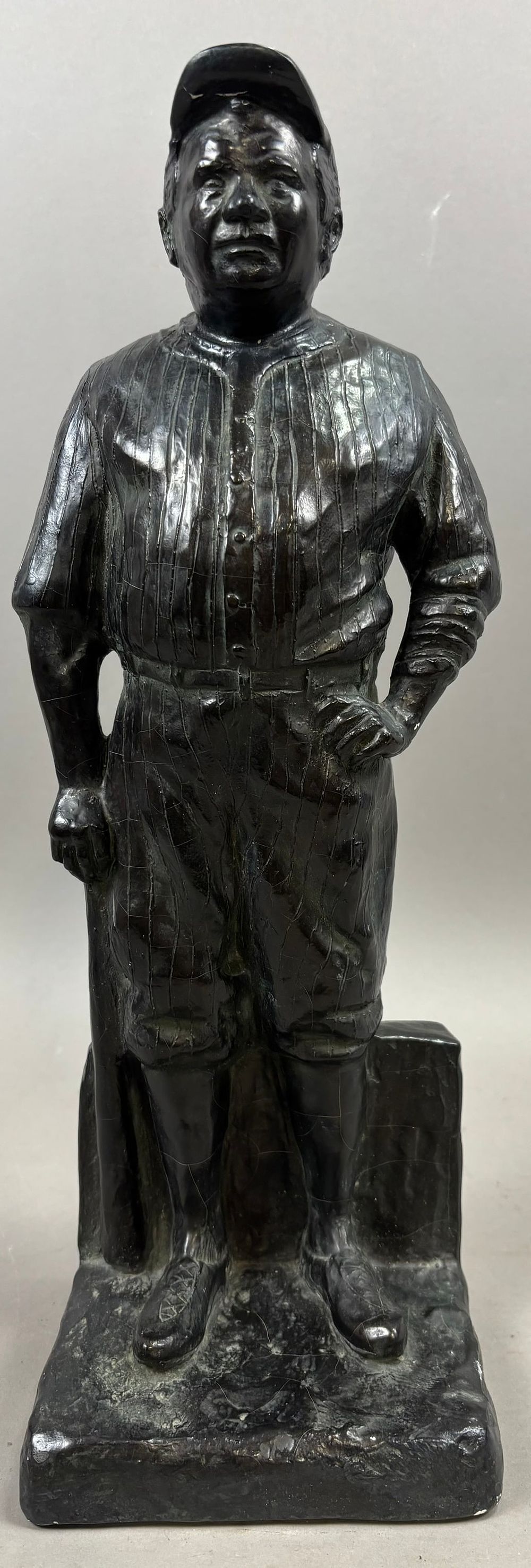 Lot 379: Babe Ruth Original 17" Tall NY Yankees Statue