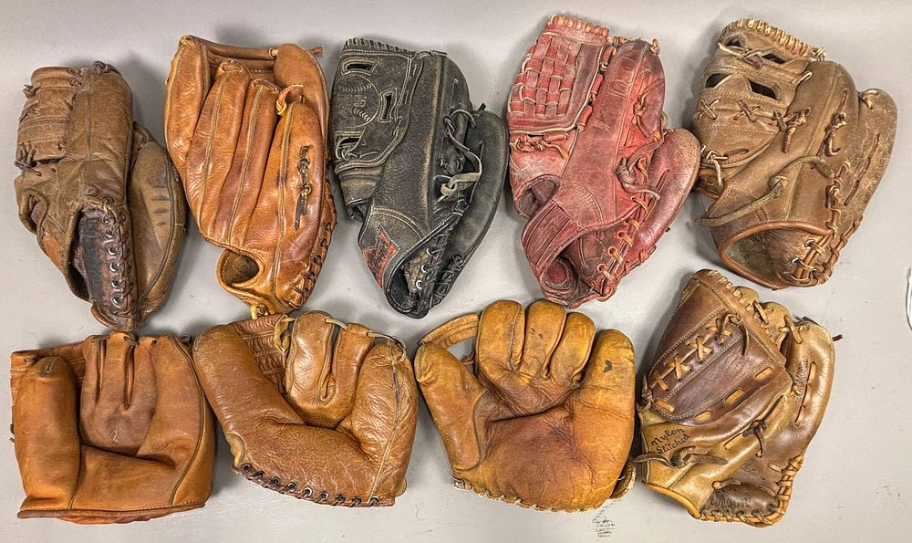 Lot 393: Lot 9 Vintage Baseball Gloves HANK AARON Nokona
