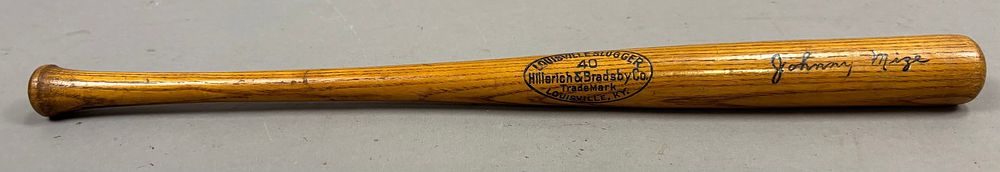 Lot 419: H&B #40 Johnny Mize Mini 16"  Baseball Bat