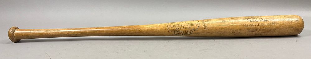 Lot 430: Pee Wee Reese S100 125 PRO MODEL Baseball Bat