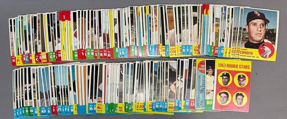 Lot 486: HUGE 1963 Topps DUPLICATES Baseball Card Set Lot