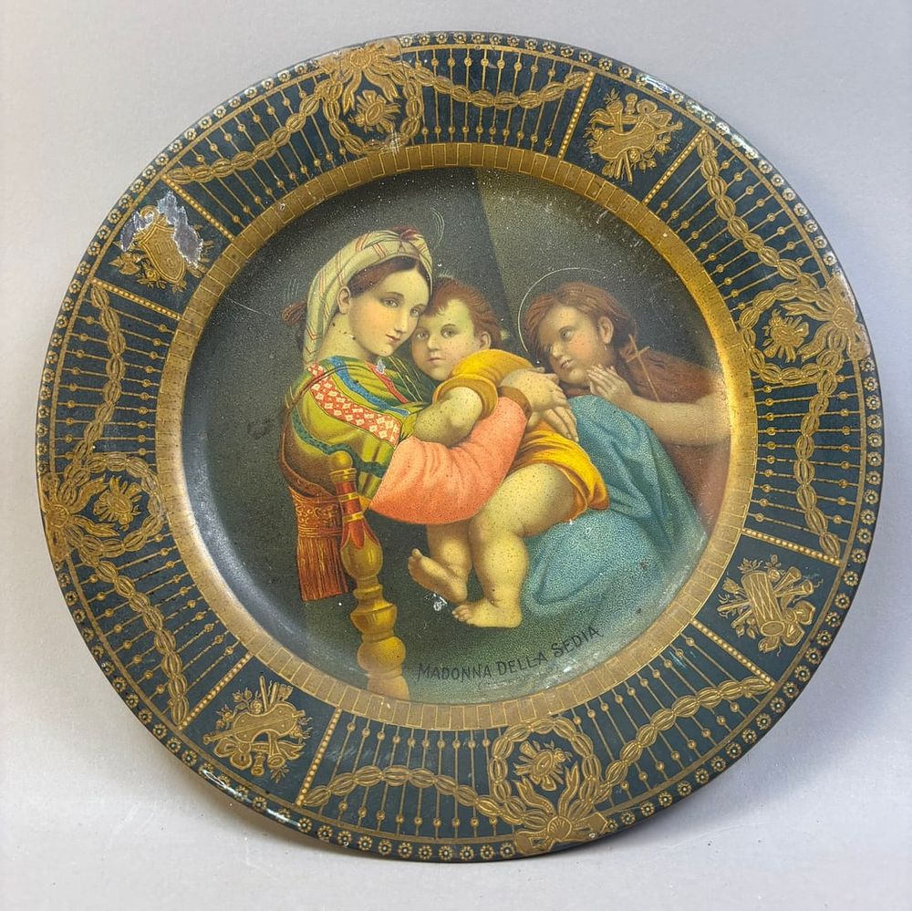 Lot 243: 1900s Tin Litho Vienna Art Plate Mother Mary Baby Jesus