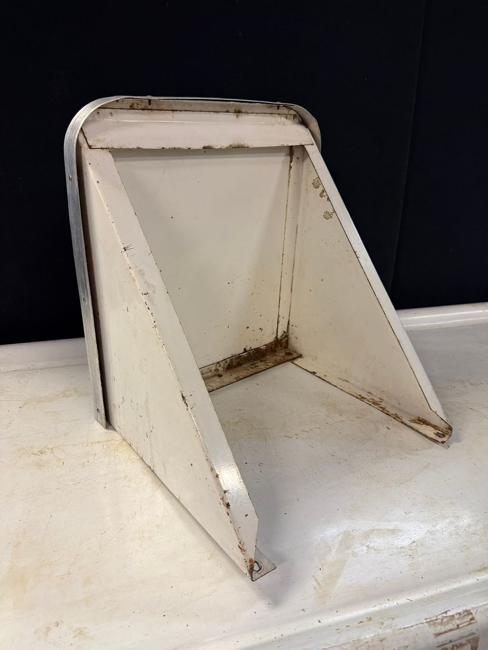 Lot 391: Antique Original 30s Porcelain Stainless Store Rack Display