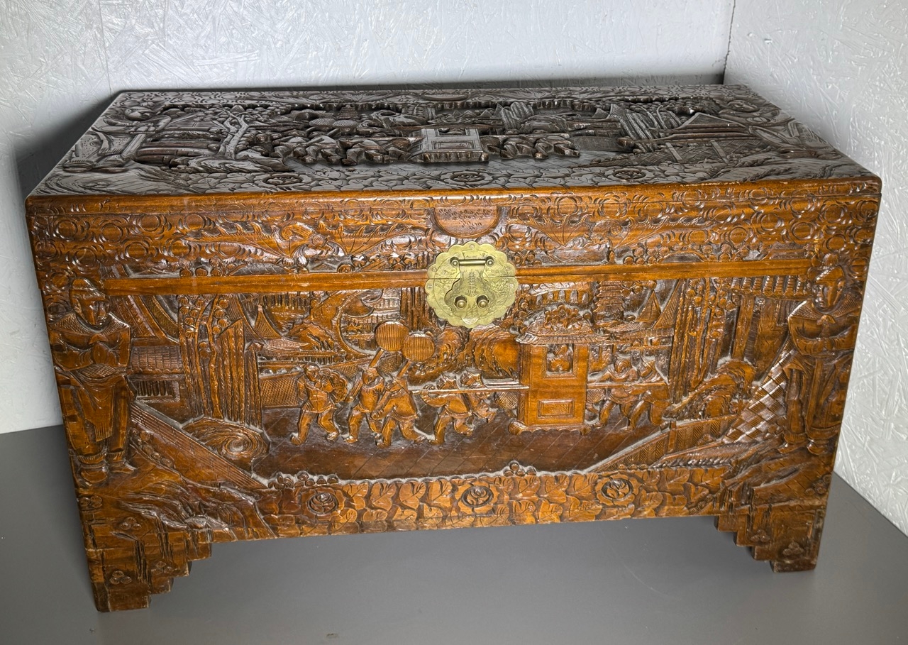 Lot 385