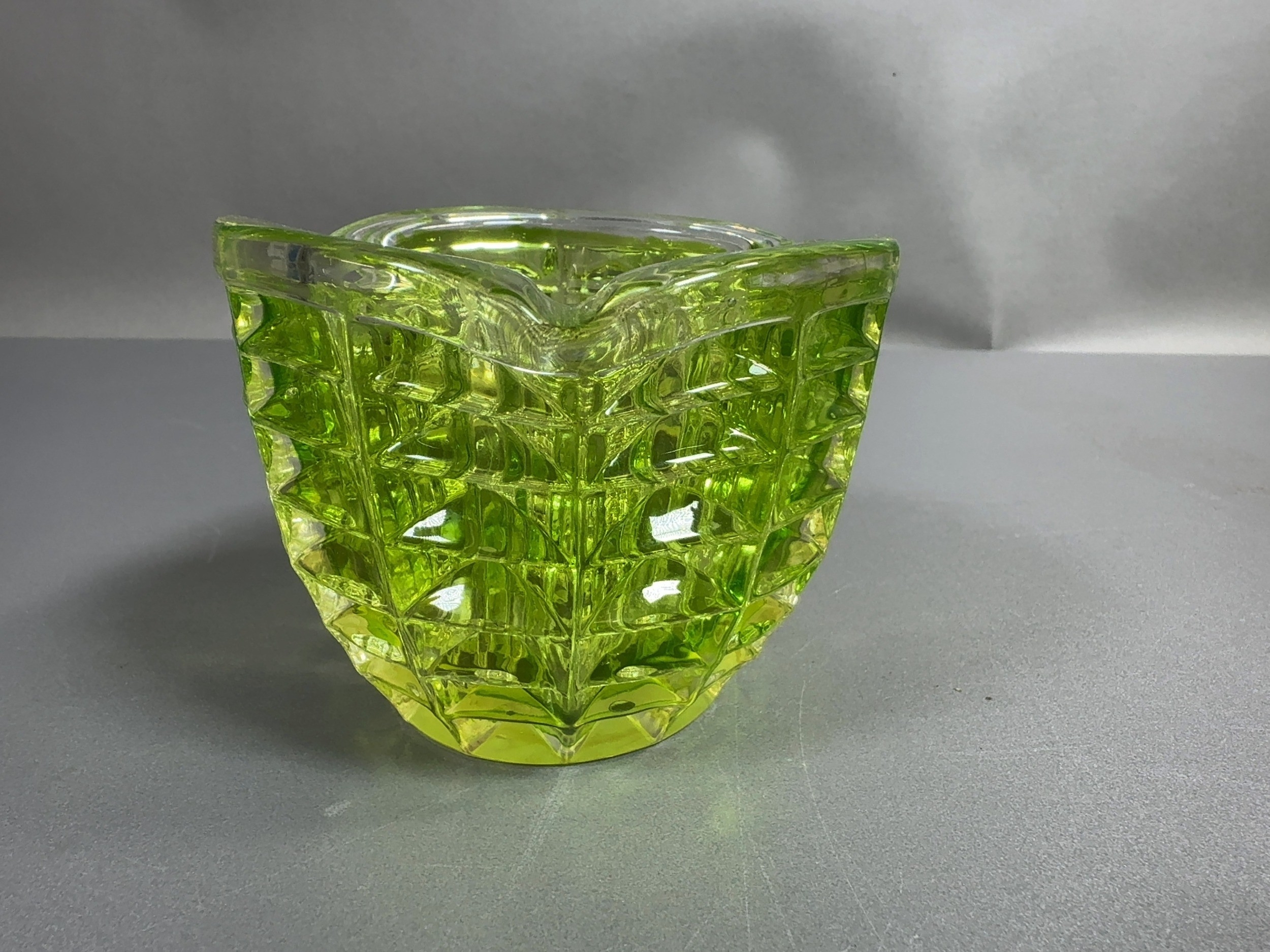 Lot 152
