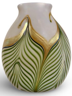 Art Glass Pillow Vase Attributed to Quezal spurious Tiffany signature on bottom. Charming Art 