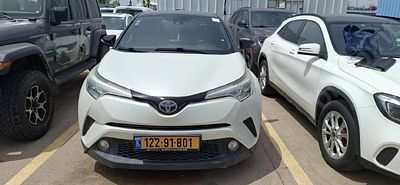 טויוטה C-HR HEV מודל 2018. 108,901 ק"מ