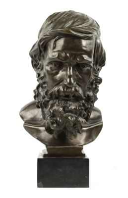 A LATE 19TH / EARLY 20TH CENTURY BRONZE BUST OF SOCRATES mounted on a slate plinth base. (52cm 