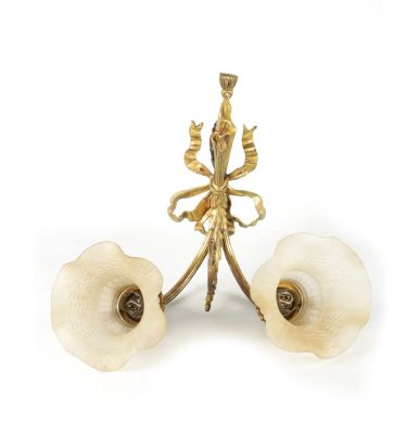 A 20TH CENTURY TWO BRANCH GILT BRASS WALL LIGHT with frosted glass shades. (26cm high)
