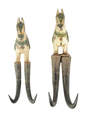 A PAIR OF BLACK FOREST CARVED POLYCHROME COAT HOOKS modelled as horses with horn hooks (25cm high )