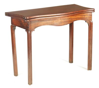 A GEORGE III MAHOGANY CHIPPENDALE STYLE SERPENTINE TEA TABLE with hinged top and swing-out back 