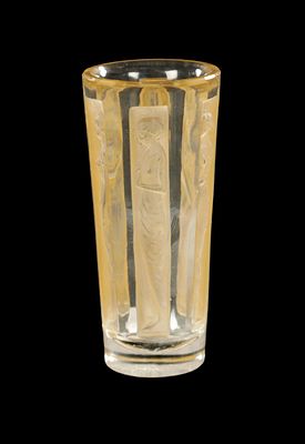 A RENE LALIQUE SEPIA STAINED SIX FIGURINE SHOT GLASS of narrow tapering form - hand engraved 