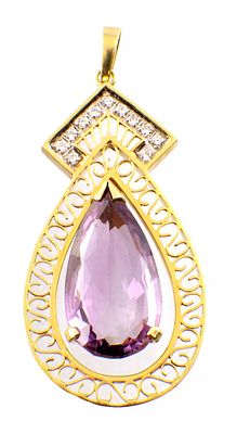 A 14CT YELLOW GOLD, AMETHYST AND DIAMOND PENDANT with pear-shaped amethyst dropper suspended 