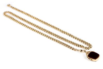 A VICTORIAN 9CT ROSE GOLD 63 INCH MUFF CHAIN formed by cable links with a dog clip fastener and 