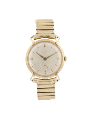 A GENTLEMAN'S AMERICAN 14CT GOLD WALTHAM WRISTWATCH on gold plated bracelet. The case has 