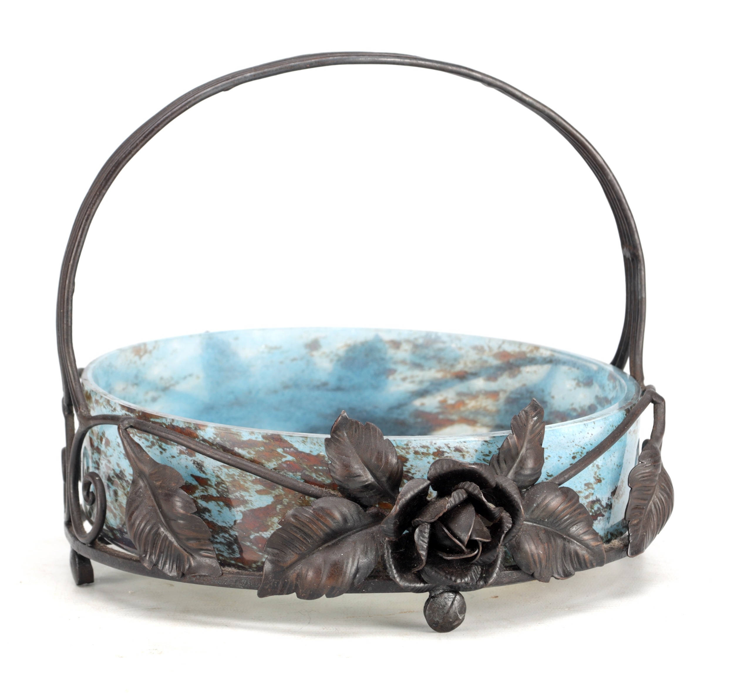 DAUM NANCY A FRENCH ART NOUVEAU GLASS AND WROUGHT IRON CENTREPIECE BOWL
