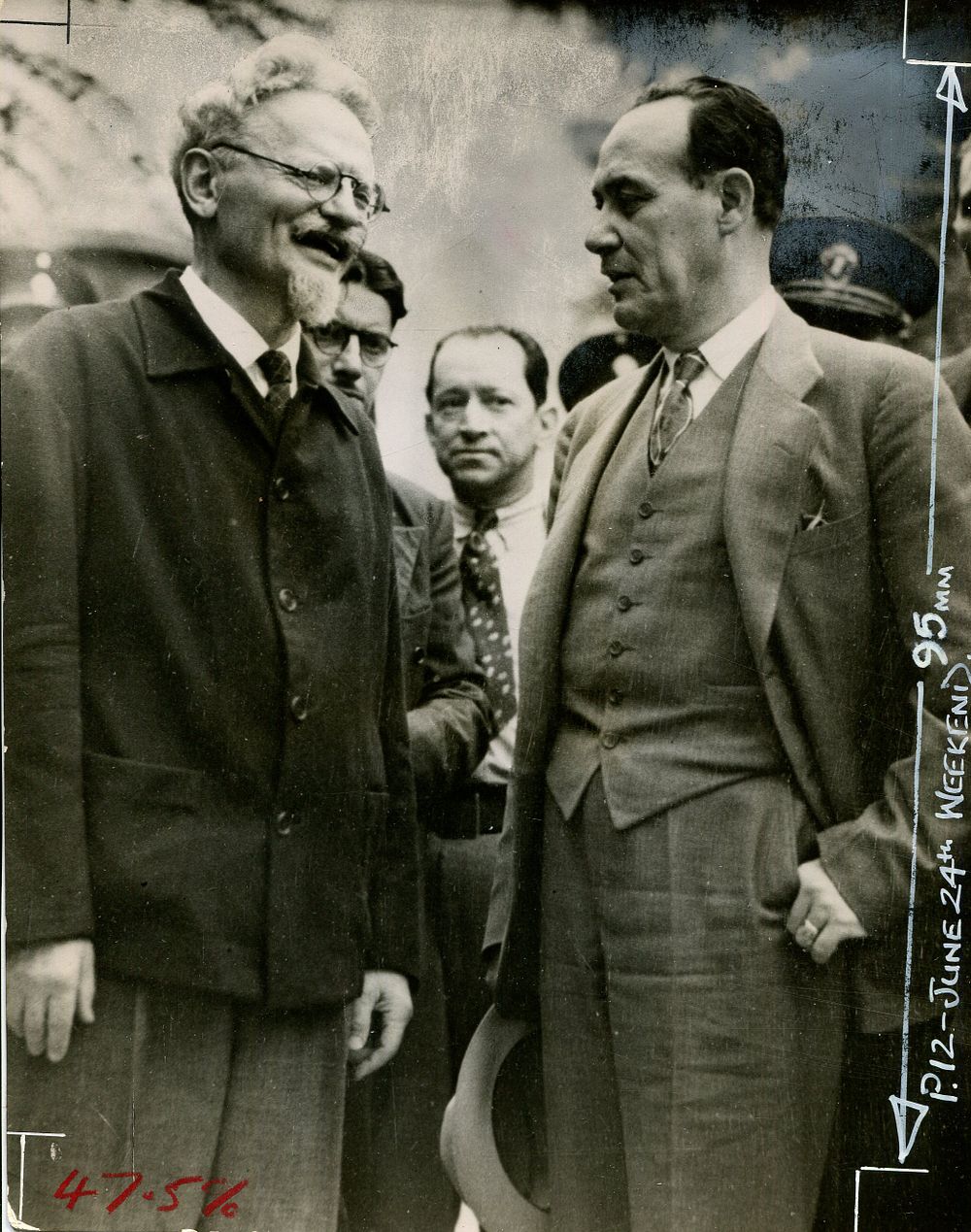 International Autograph Auctions