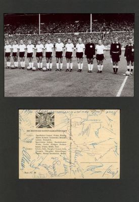 GERMAN FOOTBALL NATIONAL TEAM 1966: Multiple signed postcard photograph bearing to the verso 