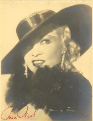 WEST MAE: (1893-1980) American Actress & Sex Symbol. Vintage signed 5 x 7 photograph of West 