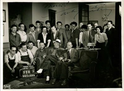 GUITRY SACHA: (1885-1957) French Actor & Director. A good signed 9 x 7 photograph by Guitry 