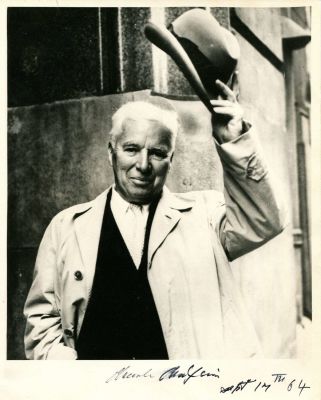 CHAPLIN CHARLES: (1889-1977) English Film Comedian, Academy Award winner. Vintage signed 8 x 10 