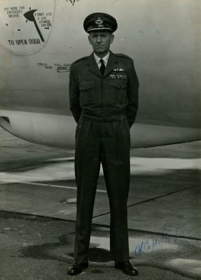 TRENT LEONARD: (1915-1986) New Zealand Group Captain of World War II, Victoria Cross winner for 