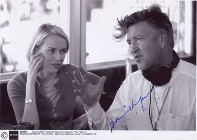 LYNCH DAVID: (1946- ) American film Director, Screenwriter and Producer. Signed 10 x 8 