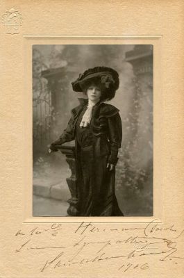 BERNHARDT SARAH: (1844-1923) French stage actress. A very fine vintage signed and inscribed 6 x 
