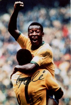 PELE: (1940-2022). <span style="font-size: 11.0pt; line-height: 107%; font-family: 'Palatino 