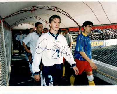 BECKHAM DAVID: (1975- ). <span style="font-size: 11.0pt; line-height: 107%; font-family: 