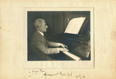 RAVEL MAURICE: (1875-1937). <span style="font-size: 11.0pt; line-height: 107%; font-family: 